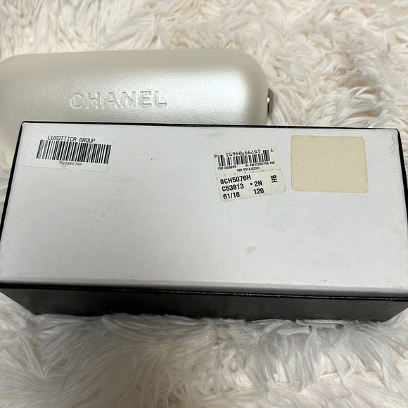 ❤️NWT❤️ Chanel sunglasses, new and never  worn - Picture 8 of 9